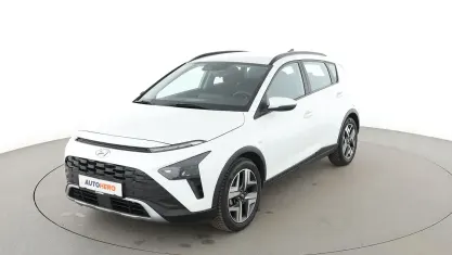 Gebraucht Hyundai Bayon Intro Edition 101 PS (74 kW) 2022 Weiß SUV