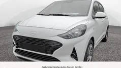 Weiss / Neu 2025 Hyundai i10 Select Kleinwagen | 15.790 € (Guter Preis)