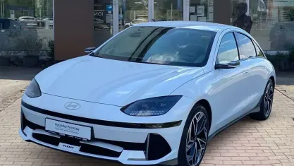 Gebraucht Hyundai Ioniq 6 239 kW (325 PS) 2024 Serenety white pearl / mic Limousine