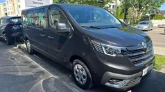 Kna) (grau Gebraucht 2024 Renault Trafic Life Van | 39.985 € (Superpreis)