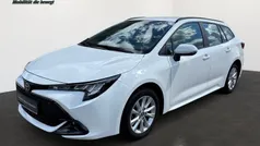Weiß Gebraucht 2024 Toyota Corolla Business Edition Kombi | 28.670 € (Fairer Preis)