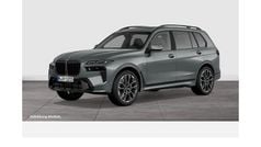 Grau Gebraucht 2024 BMW X7 M Sport SUV | 90.995 € (Fairer Preis)