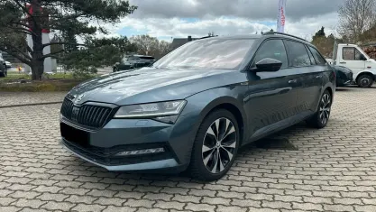 Gebraucht Skoda Superb SportLine 200 PS (147 kW) 2021 Grau Kombi