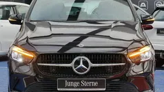 Metalliclack kosmosschwarz Gebraucht 2024 Mercedes B250 Progressive Van / Kleinbus | 36.980 € (Fairer Preis)