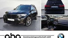 Black sapphire metallic Gebraucht 2020 BMW X7 Sport Line SUV | 60.520 € (Superpreis)