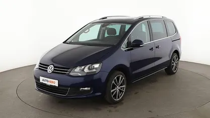 Gebraucht VW Sharan Comfortline 150 PS (110 kW) 2019 Blau Van / Kleinbus