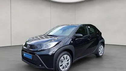 Gebraucht 2025 Toyota Aygo X Business Edition SUV | 17.400 € (Fairer Preis)