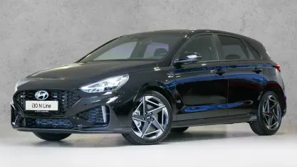 Neu Hyundai i30 N Line 150 PS (110 kW) 2026 Abyss black Limousine