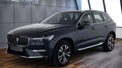 Second-hand Volvo XC60 Core 349 CP (256 kW) 2025 Albastru SUV