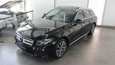 Schwarz , obsidianschwarz metallic Gebraucht 2018 Mercedes E220 Avantgarde Limousine | 34.890 € (Fairer Preis)