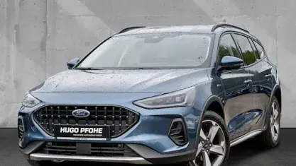 Gebraucht Ford Focus Active X 155 PS (114 kW) 2022 Blau Kombi