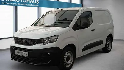 Gebraucht Peugeot Partner Premium 102 PS (75 kW) 2022 Van / Kleinbus