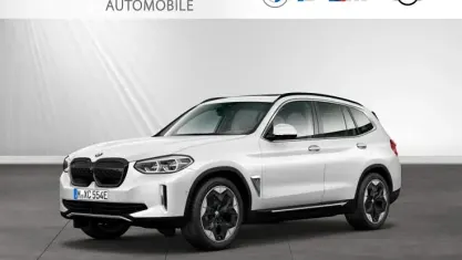 Gebraucht BMW iX3 Performance 210 kW (286 PS) 2021 Mineralweiß metallic SUV