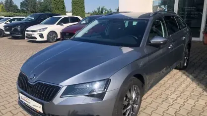 Gebraucht Skoda Superb Ambition 150 PS (110 kW) 2018 Grau Kombi