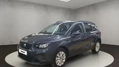 Neu Seat Arona 116 PS (85 kW) 2025 Magnetic grau metallic SUV