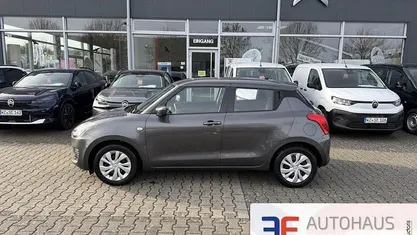 Grau Gebraucht 2021 Suzuki Swift Club Limousine | 10.990 € (Guter Preis)