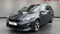Grau Gebraucht 2019 Kia Ceed Sportswagon Platinum Edition Kombi | 22.490 € (Teuer)