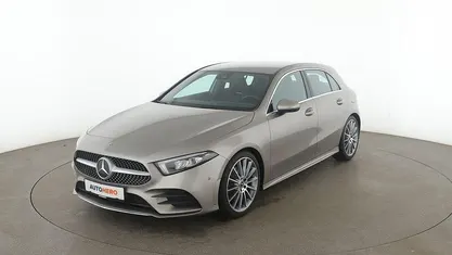 Silber Gebraucht 2019 Mercedes A180 AMG line Limousine | 22.170 € (Fairer Preis)
