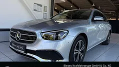 Silber Gebraucht 2022 Mercedes E220 Avantgarde Kombi | 39.300 € (Fairer Preis)