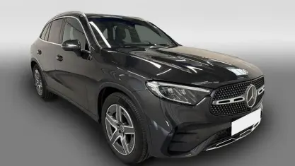 Gebraucht Mercedes E300 AMG line 269 PS (197 kW) 2025 Grau SUV