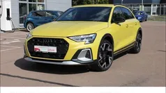 Gelb Gebraucht 2024 Audi A3 Advanced Limousine | 37.930 € (Fairer Preis)
