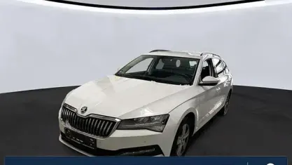 Używany Skoda Superb Ambition 150 KM (110 kW) 2024 Biały Kombi