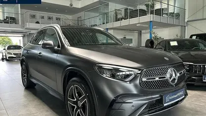 Gebraucht Mercedes GLC300 AMG Line Premium Plus 269 PS (197 kW) 2024 Manufaktur graphitgrau magno SUV