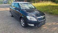 Schwarz Gebraucht 2010 Skoda Fabia Ambiente Limousine | 2.500 € (Guter Preis)