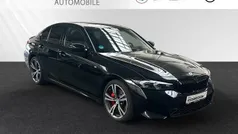 Saphirschwarz Gebraucht 2024 BMW 318 M Sport Limousine | 38.800 € (Fairer Preis)