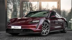 Cherrymetallic Gebraucht 2022 Porsche Taycan Limousine | 62.990 € (Guter Preis)