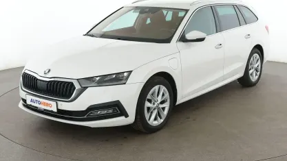 Gebraucht Skoda Octavia Style 204 PS (150 kW) 2022 Weiß Kombi