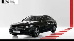 Metalliclack obsidianschwarz Gebraucht 2022 Mercedes C300 Avantgarde Limousine | 42.890 € (Fairer Preis)