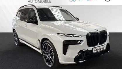 Gebraucht BMW X7 M Sport 530 PS (389 kW) 2025 Mineralweiss metallic SUV