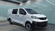 Weiß Gebraucht 2023 Fiat Scudo Basis Van / Kleinbus | 34.550 € (Fairer Preis)