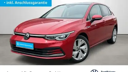 Gebraucht VW Golf VIII Style 150 PS (110 kW) 2022 Rot Limousine