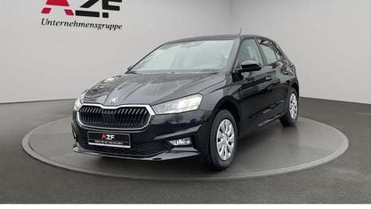 Używany Skoda Fabia Essence 95 KM (69 kW) 2025 Czarny Hatchback