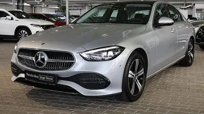 Silber Gebraucht 2024 Mercedes C200 Avantgarde Limousine | 37.290 € (Fairer Preis)