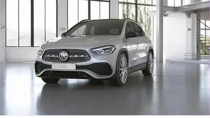 Silber Gebraucht 2021 Mercedes GLA250 AMG SUV | 35.580 € (Fairer Preis)