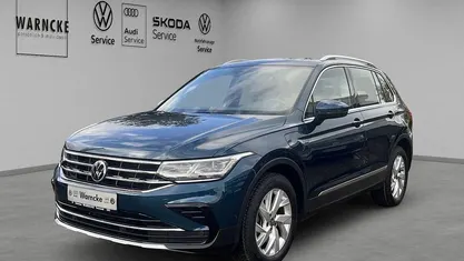 Gebraucht VW Tiguan Elegance 245 PS (180 kW) 2021 Blau SUV