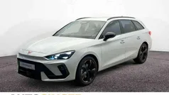 Nevadaweiss metallic Neu 2025 Cupra Leon Kombi | 38.880 € (Superpreis)
