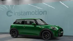Grün Gebraucht 2021 Mini Cooper SE Classic Kleinwagen | 17.790 € (Fairer Preis)