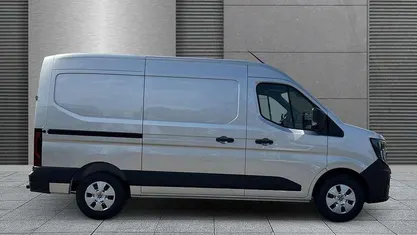 Gebraucht 2025 Renault Master Van | 38.290 € (Fairer Preis)