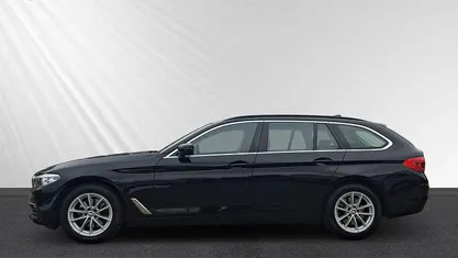 Gebraucht BMW 520 Efficient Dynamics 190 PS (139 kW) 2019 Schwarz Kombi