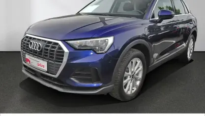 Gebraucht Audi Q3 Ambiente 245 PS (180 kW) 2022 Navarrablau metallic SUV
