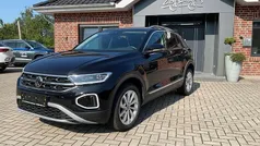 Schwarz Gebraucht 2024 VW T-Roc Style SUV | 29.800 € (Fairer Preis)
