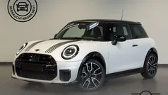 Weiß Gebraucht 2025 Mini John Cooper Works Kleinwagen | 37.690 € (Fairer Preis)