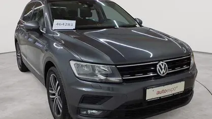 Gebraucht VW Tiguan Comfortline 150 PS (110 kW) 2020 Indiumgrau metallic SUV