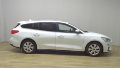 Weiss Gebraucht 2019 Ford Focus Active Kombi | 6.950 €