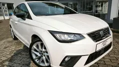 Weiss Gebraucht 2022 Seat Ibiza FR Limousine | 16.890 € (Fairer Preis)