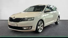 Candyweiss (weiß) Gebraucht 2014 Skoda Rapid Elegance Kleinwagen | 11.990 € (Fairer Preis)